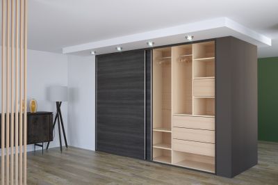 Closets And Doorses Installation